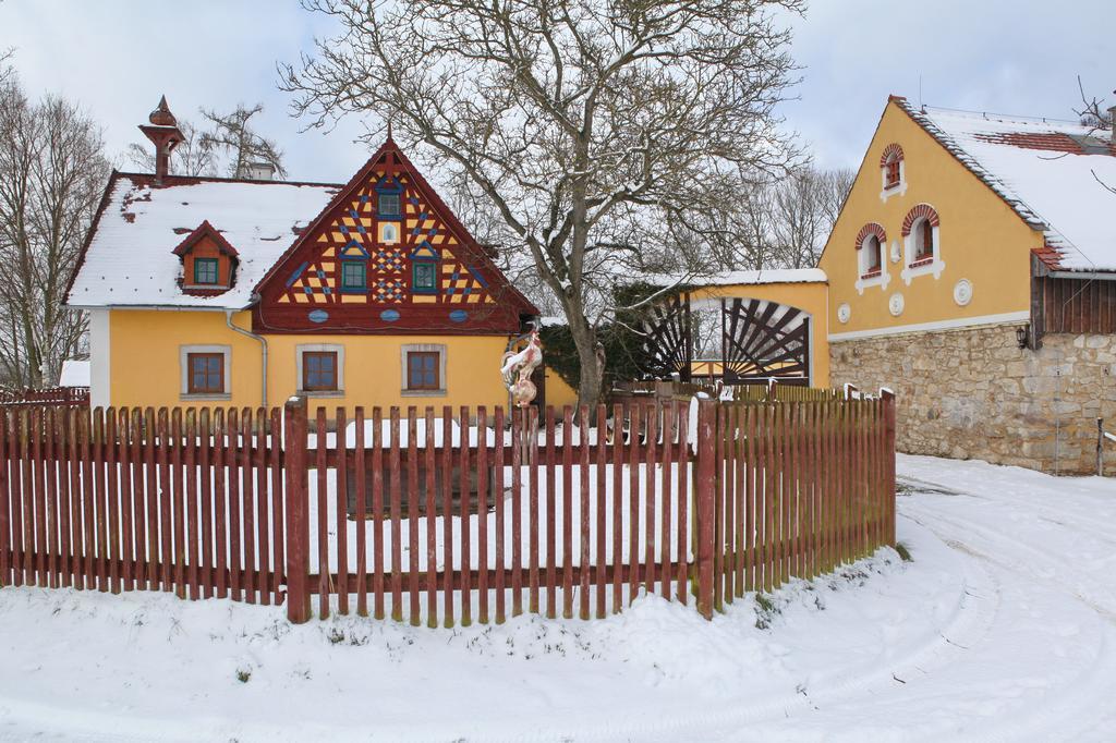 Hrazdeny Statek Mytinka Guest House Exterior foto