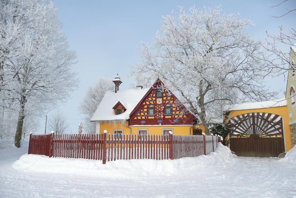 Hrazdeny Statek Mytinka Guest House Exterior foto