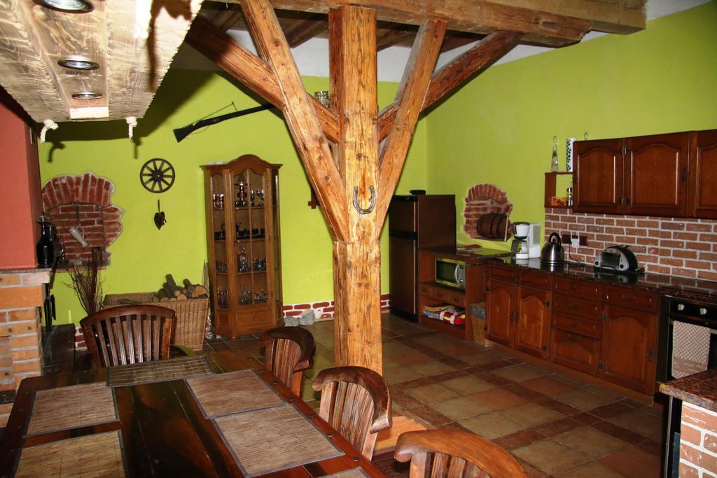 Hrazdeny Statek Mytinka Guest House Exterior foto