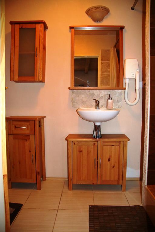 Hrazdeny Statek Mytinka Guest House Exterior foto