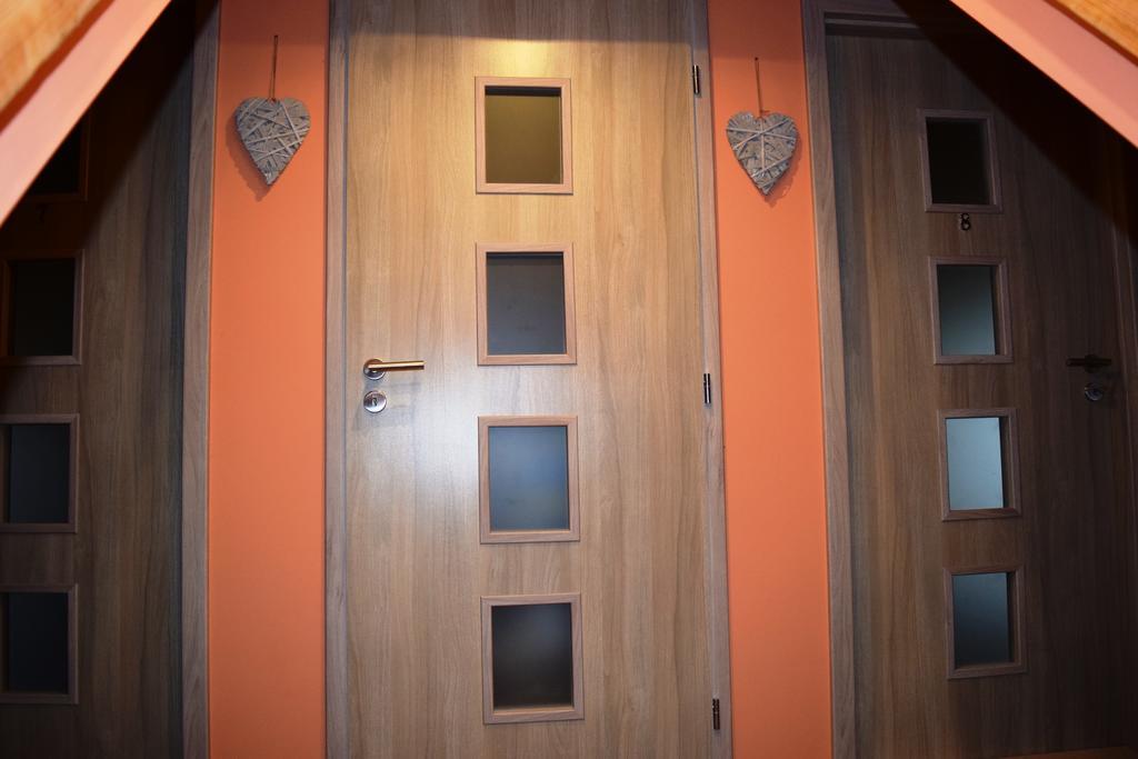 Hrazdeny Statek Mytinka Guest House Exterior foto